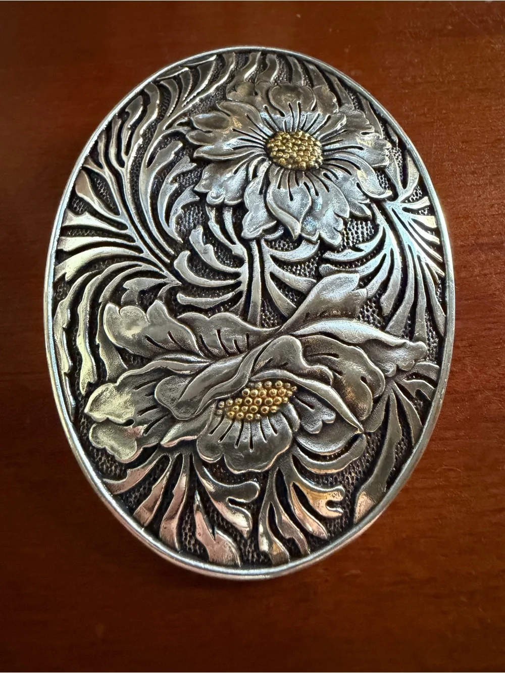 NEW Beautiful floral belt buckle